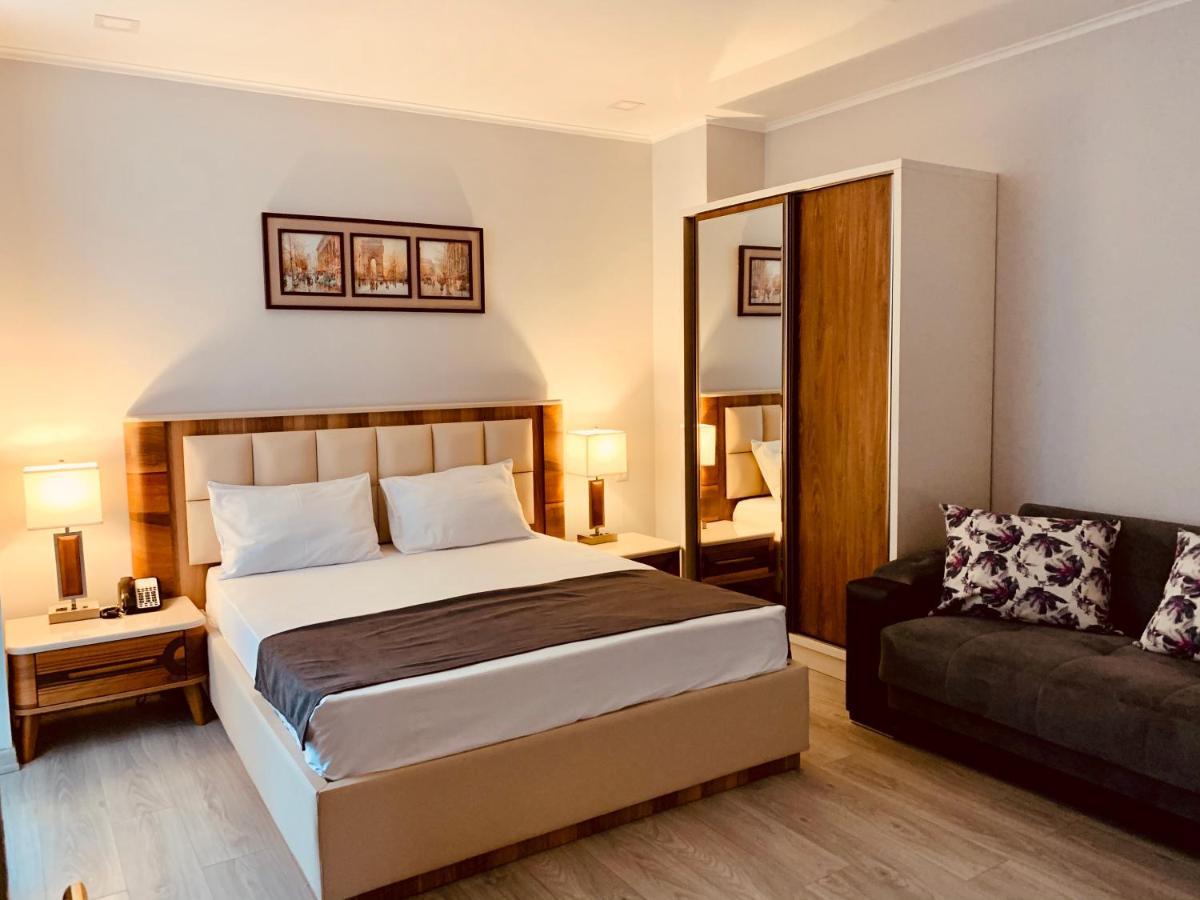 Hotel Tsereteli Palace Batumi Kültér fotó