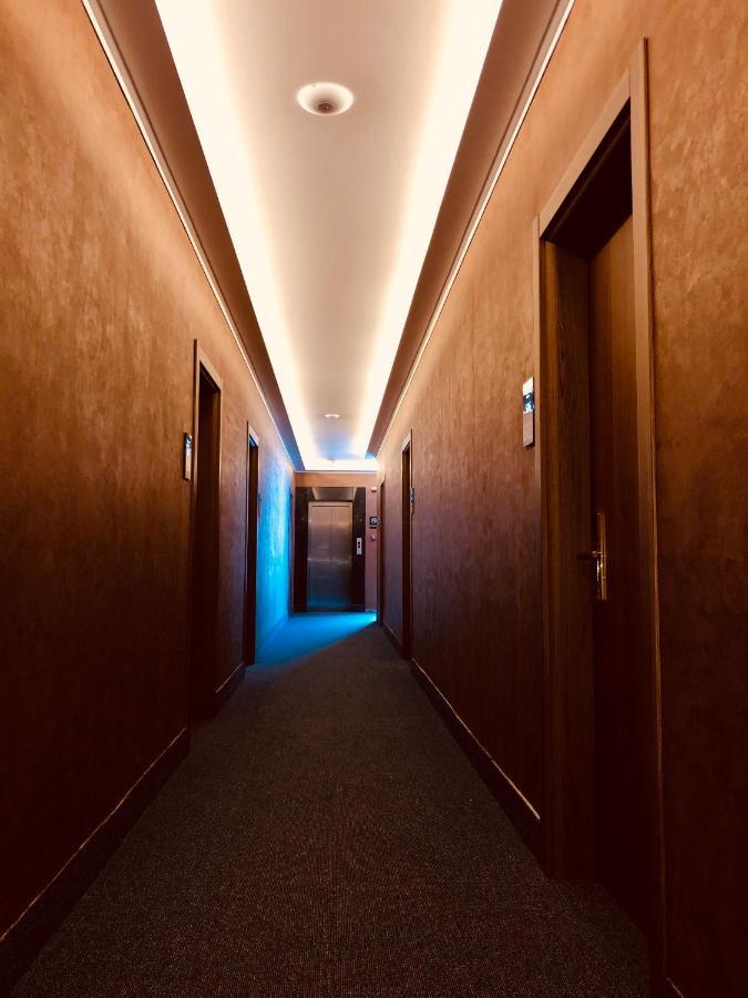 Hotel Tsereteli Palace Batumi Kültér fotó